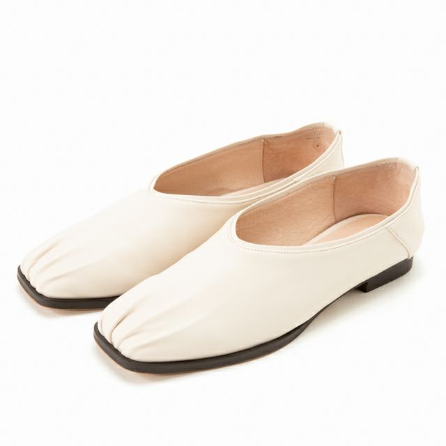COLOR：IVORY