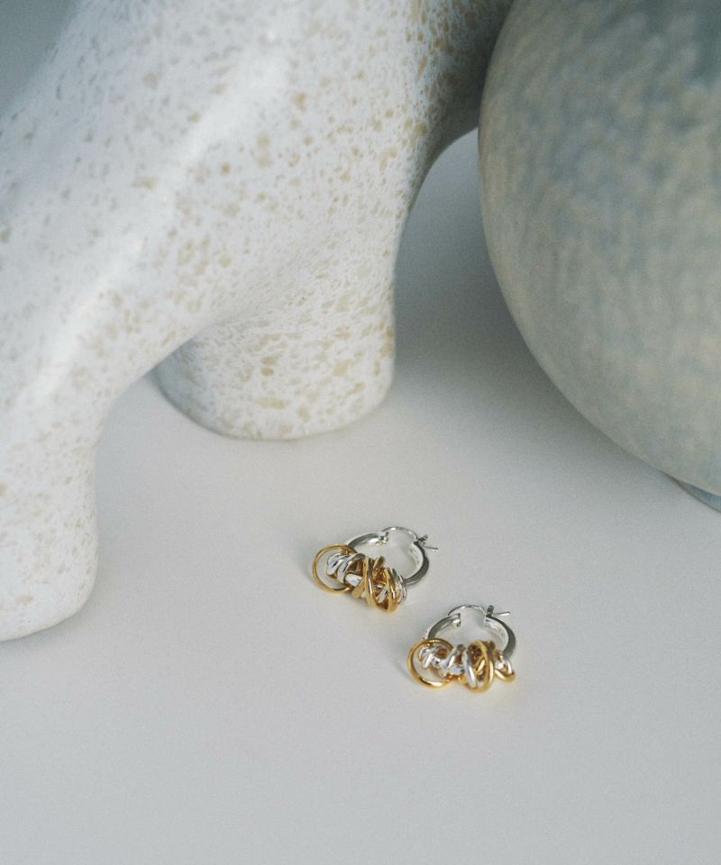 LAPUIS] Coil around pierced earrings | CASSELINI ONLINE