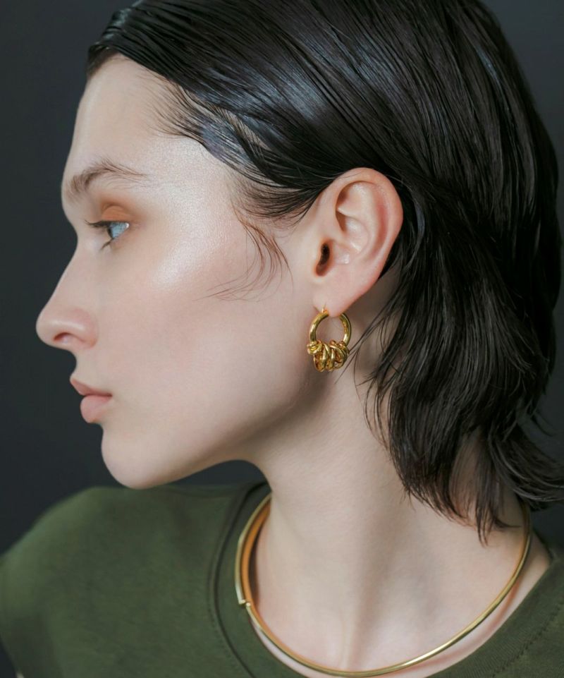 LAPUIS] Coil around pierced earrings | CASSELINI ONLINE