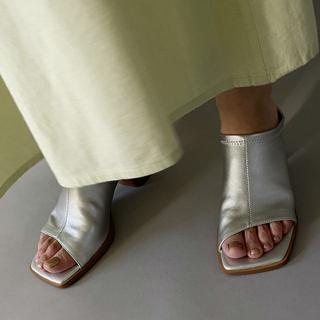 LE VERNIS ル・ベルニStretch mule 23.5 cm サンダル - メルカリ