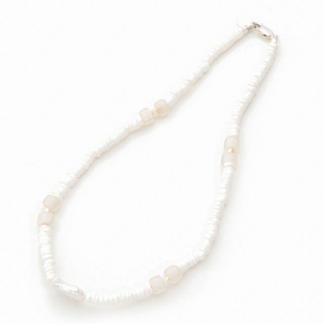 COLOR：ホワイト