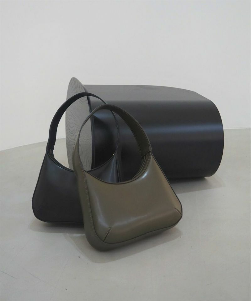 LE VERNIS] Eco leather round bag | CASSELINI ONLINE