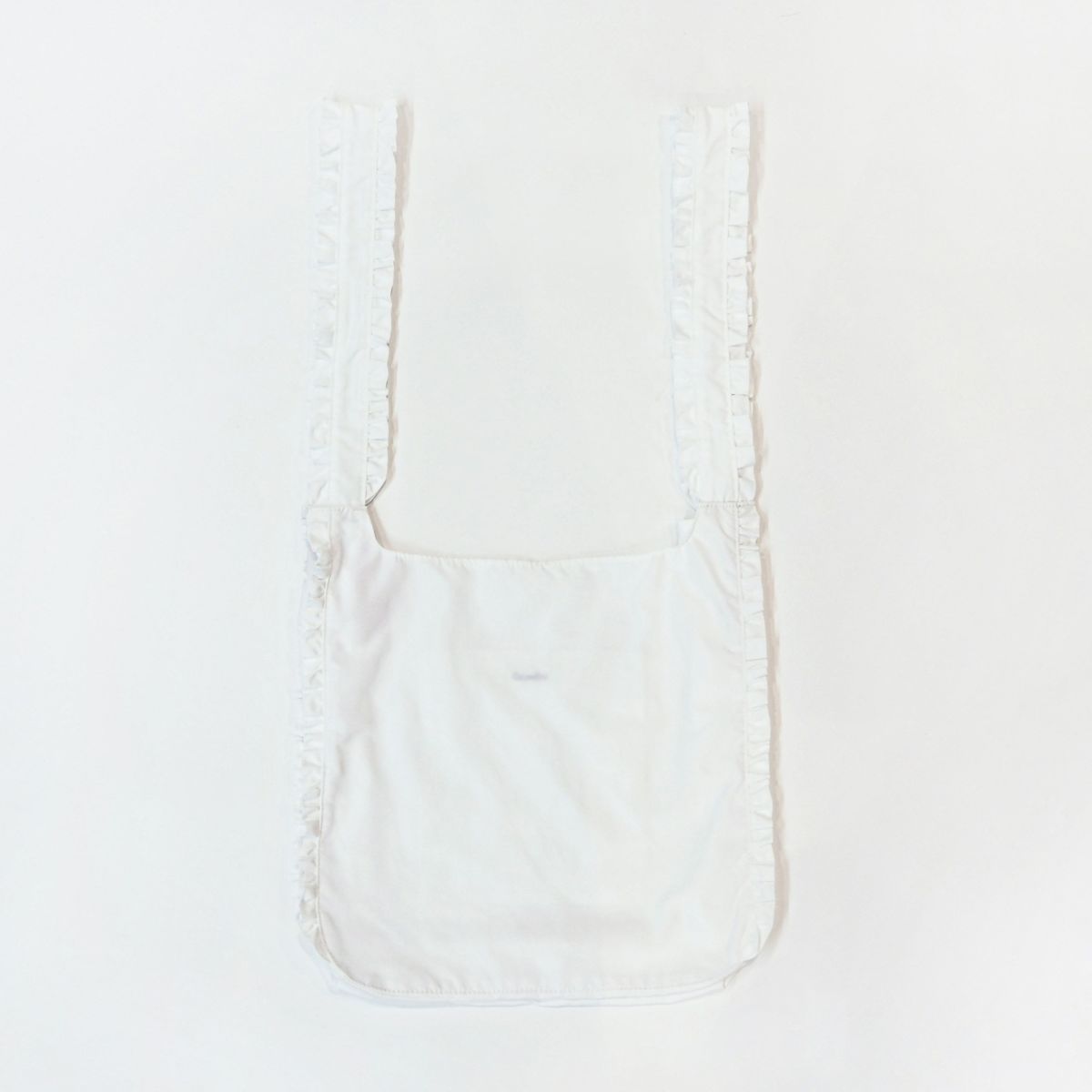 COLOR：アイボリー