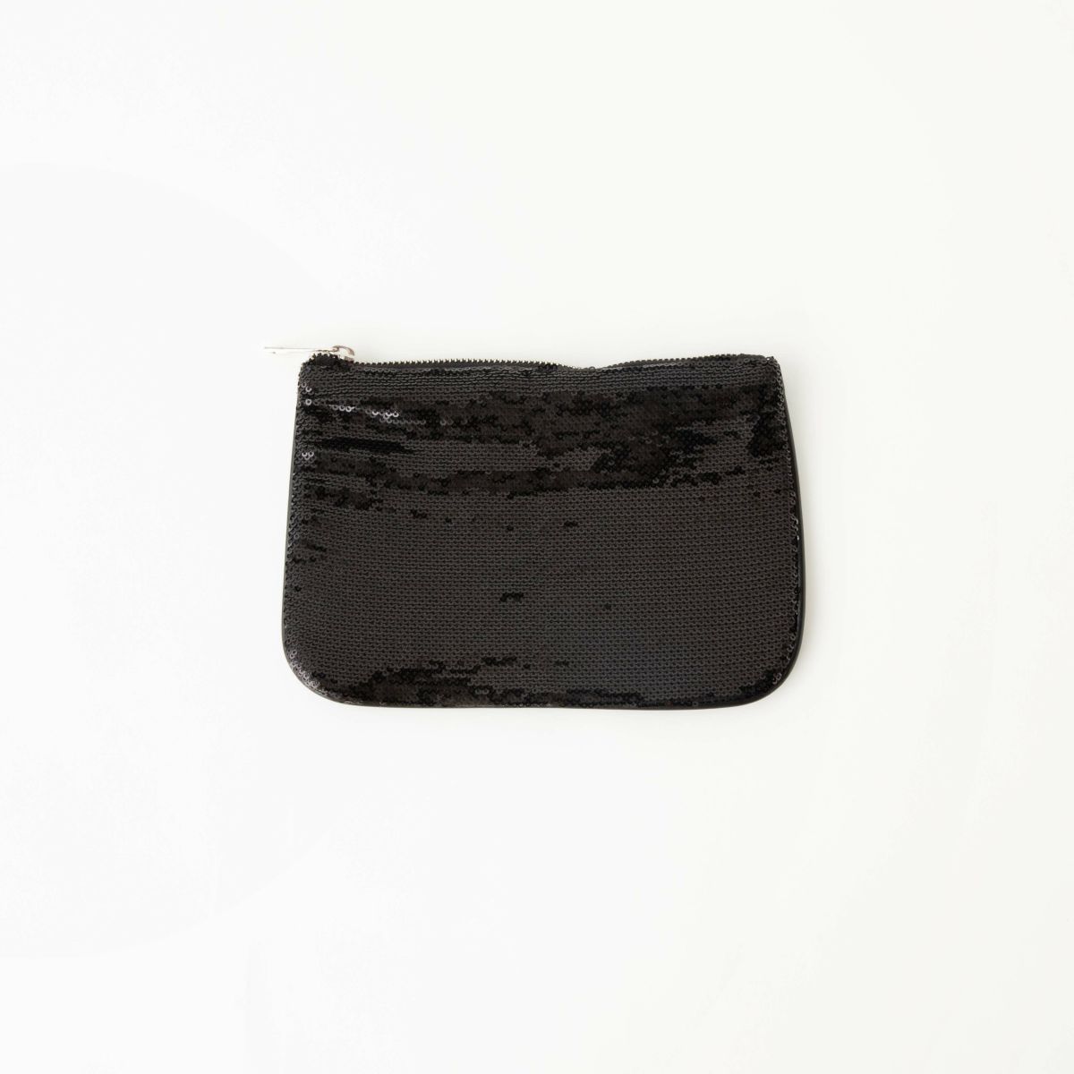 COLOR：ブラック