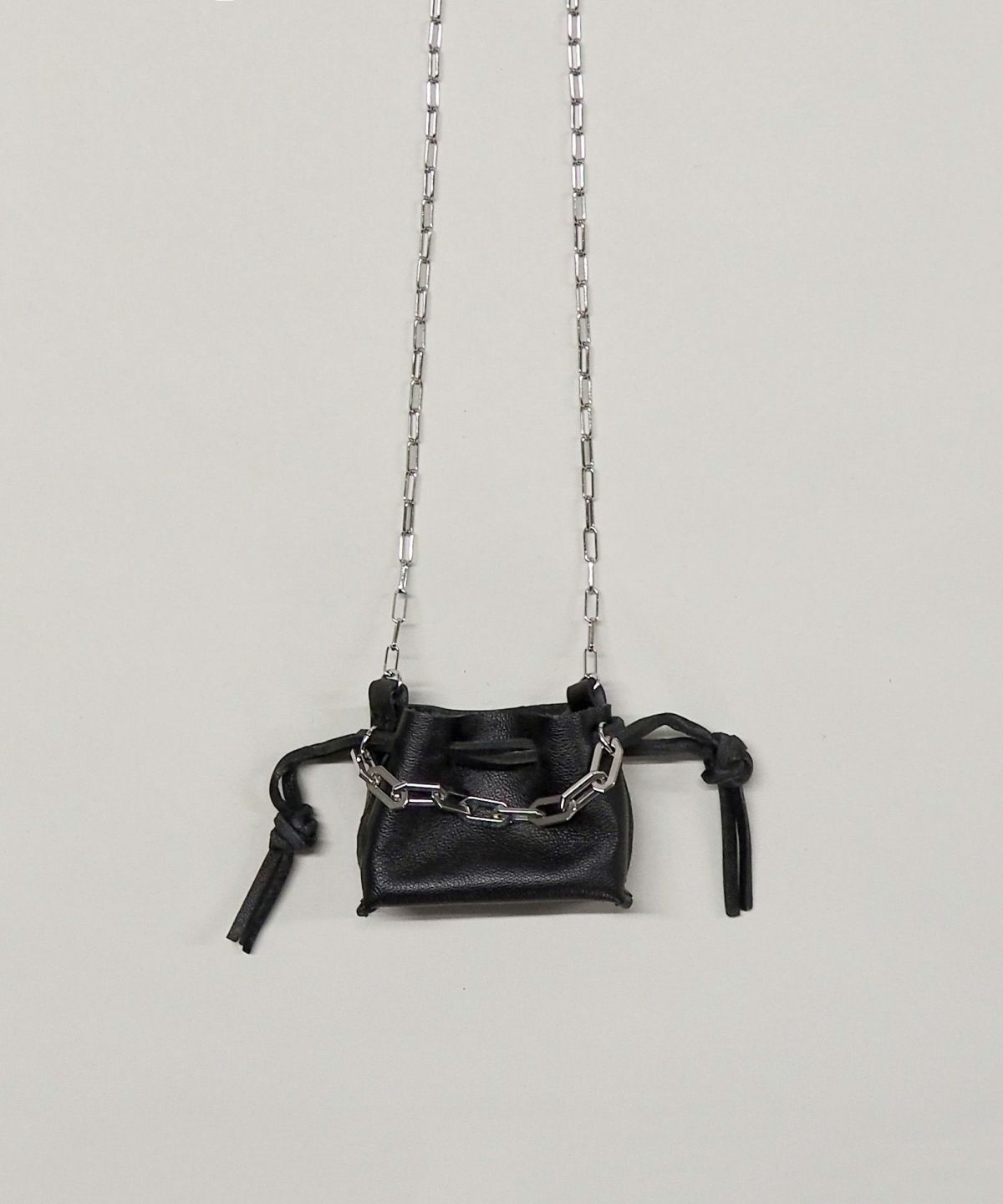 COLOR：ブラック