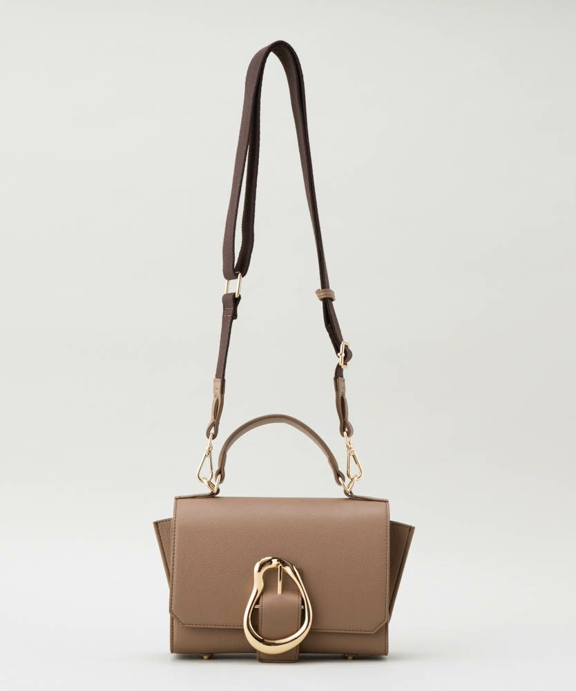 COLOR：ブラウン