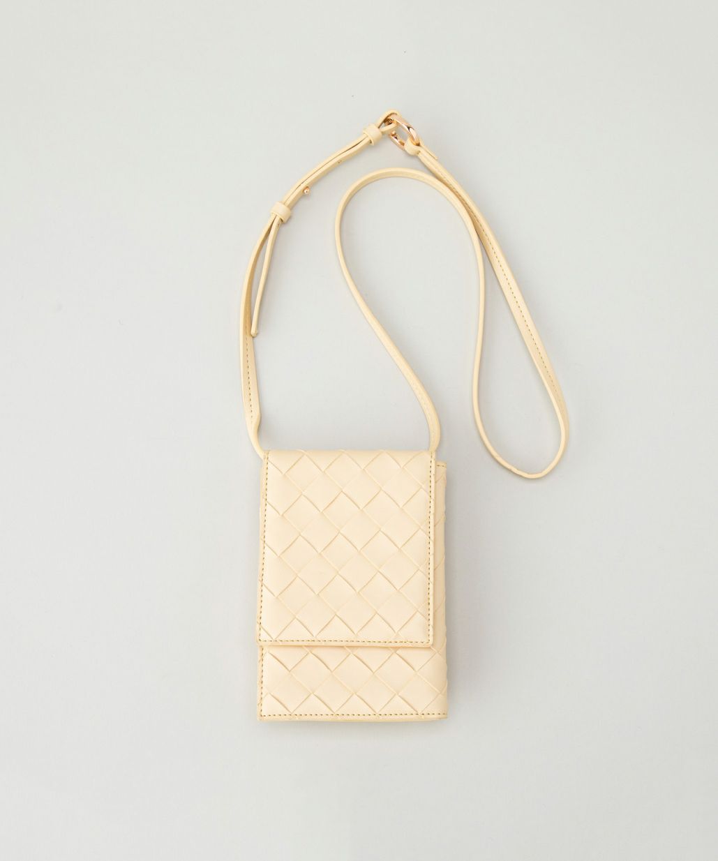 COLOR：イエロー