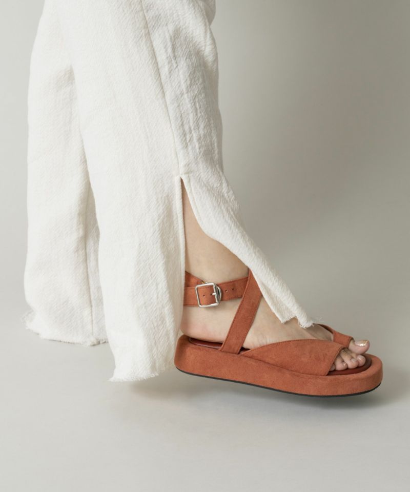 LE VERNIS] Wide belt sandals | CASSELINI ONLINE