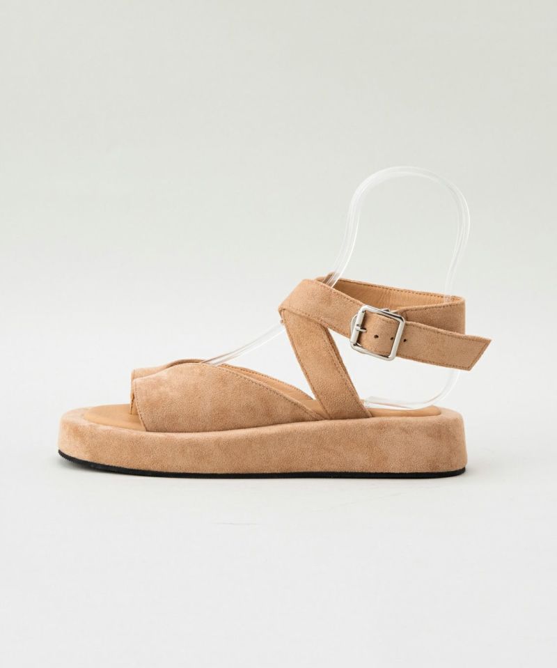 LOUIS VUITTON MONOGRAM VERNIS THONG SANDALS – Caroline's Fashion Luxuries