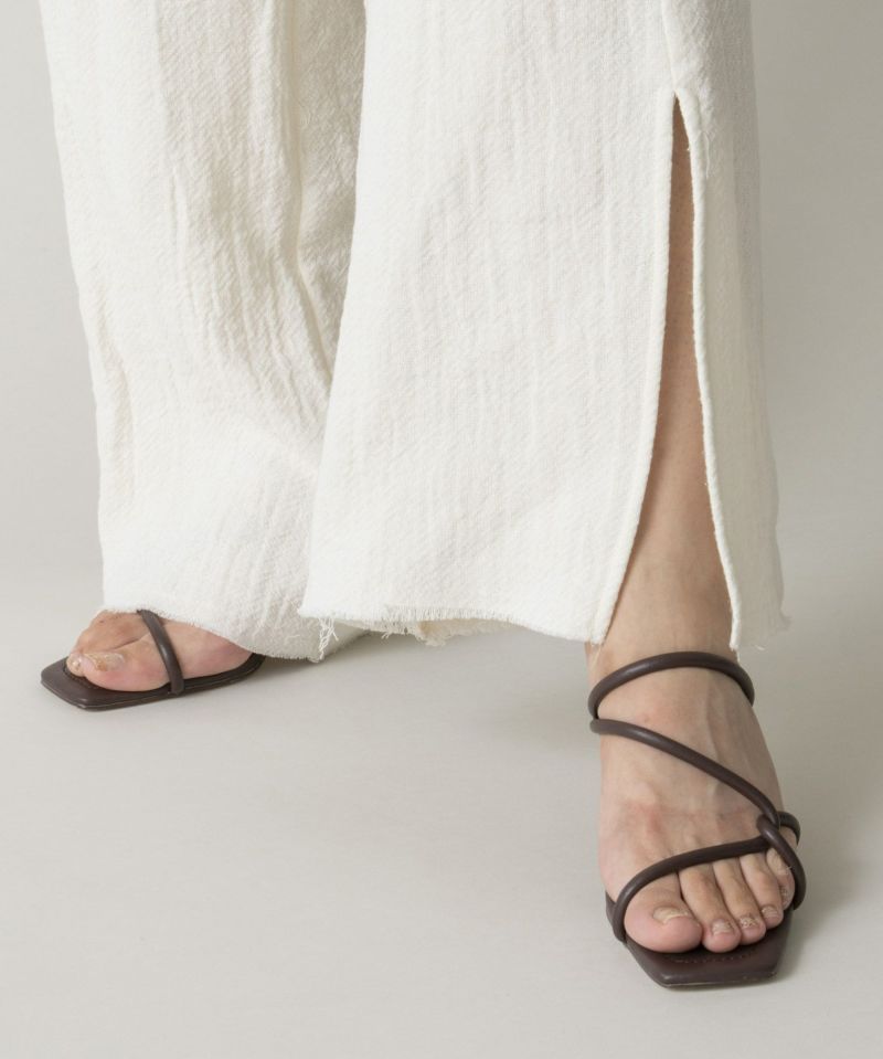 LE VERNIS] Tube cross sandals | CASSELINI ONLINE