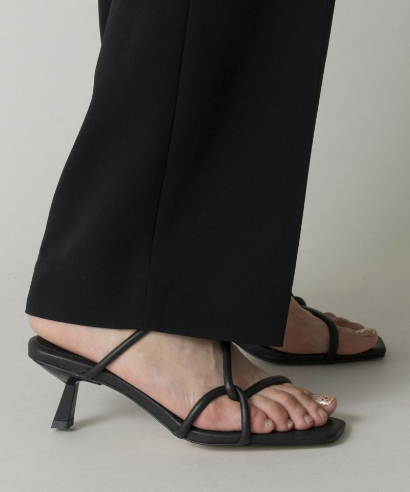 LE VERNIS] Tube cross sandals | CASSELINI ONLINE