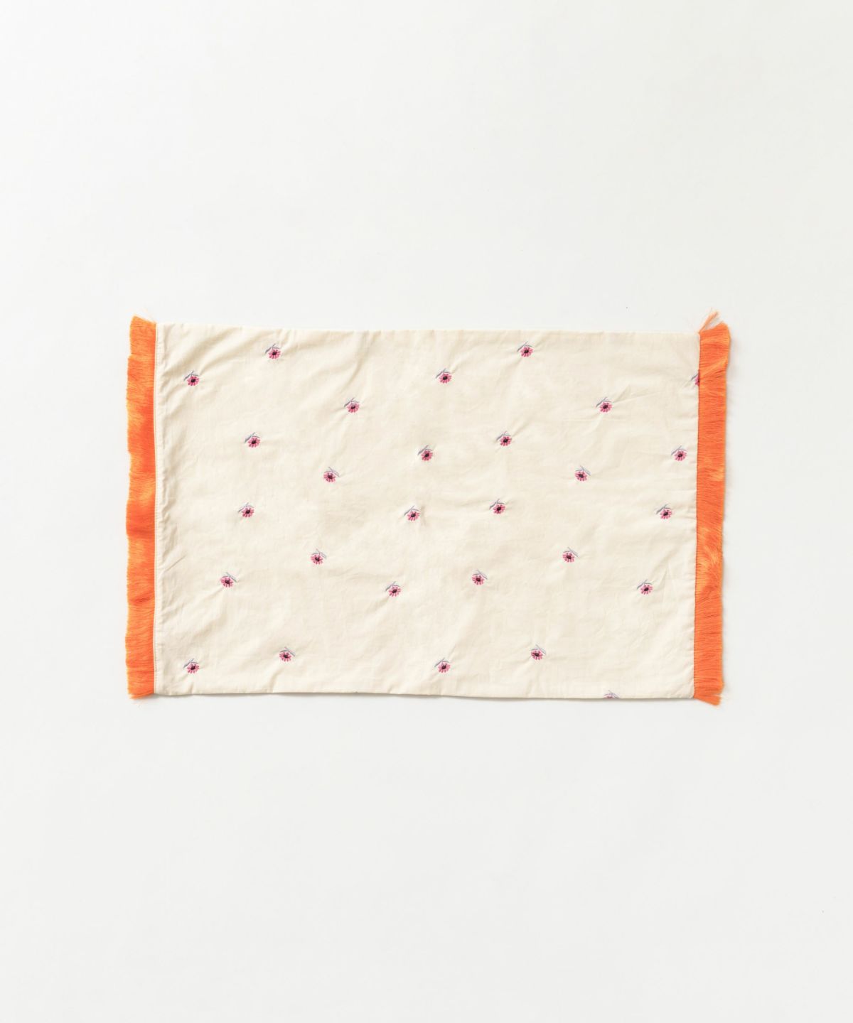 COLOR：アイボリー