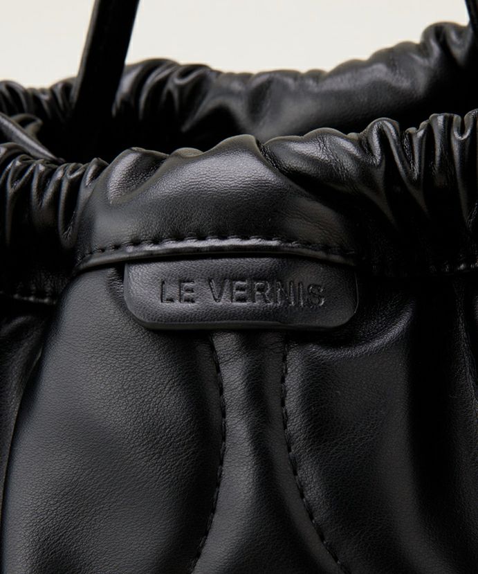 LE VERNIS] Quilting drawstring bag | CASSELINI ONLINE