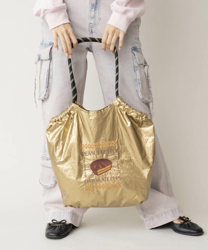 Casselini(キャセリーニ)フード刺繍マーケットバッグ