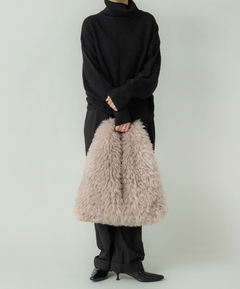 LE VERNIS] Fake fur big bag | CASSELINI ONLINE