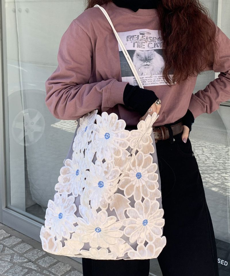 HEY! Mrs ROSE(ヘイ!ミセスローズ)ベロアフラワーTOTE HEY! Mrs ROSE(ヘイ!ミセスローズ)ベロアフラワーTOTE