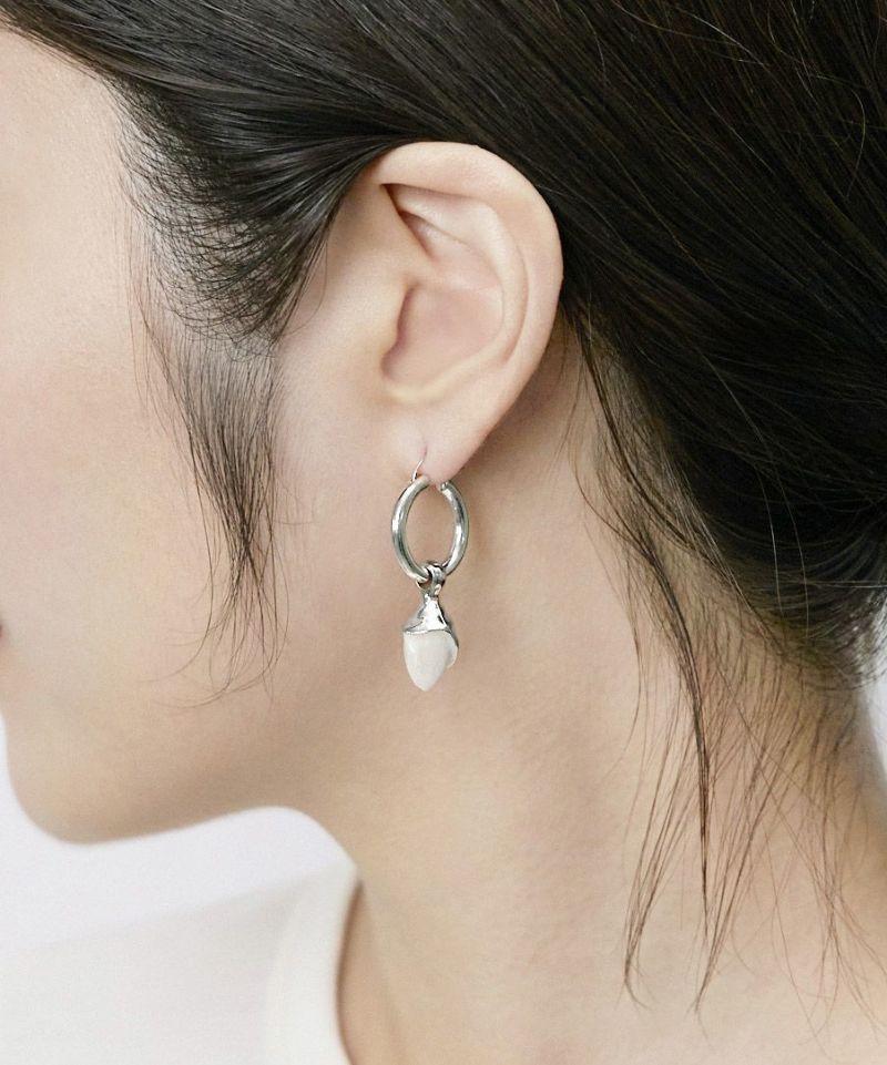 LAPUIS] Color drop pierced earrings | CASSELINI ONLINE