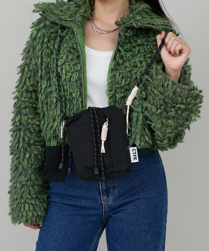 COLOR：ブラック