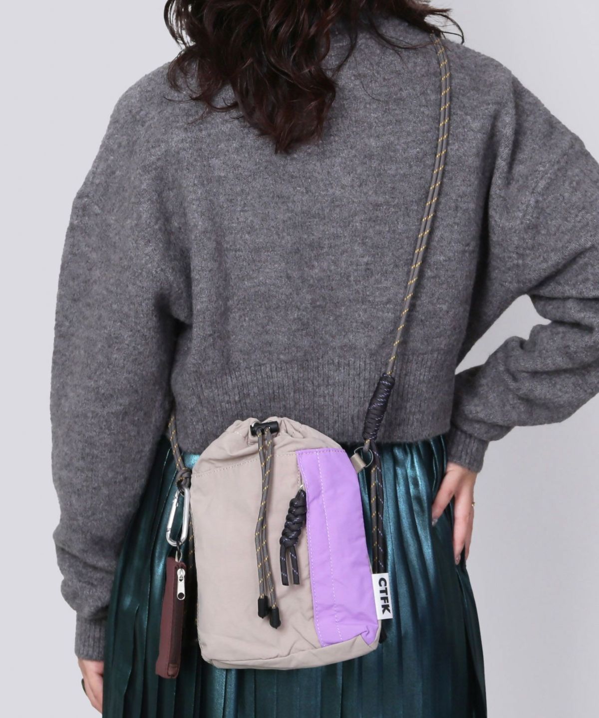 COLOR：サンドグレー