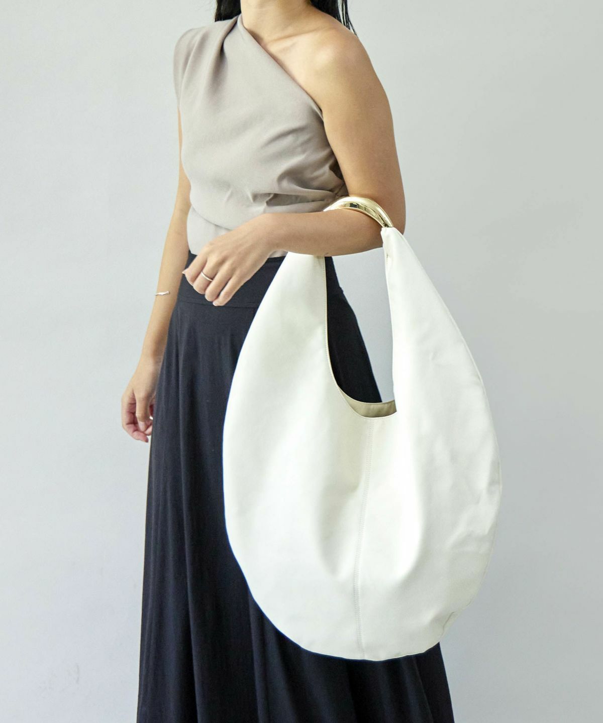 LE VERNIS] Sculpture bag M | CASSELINI ONLINE