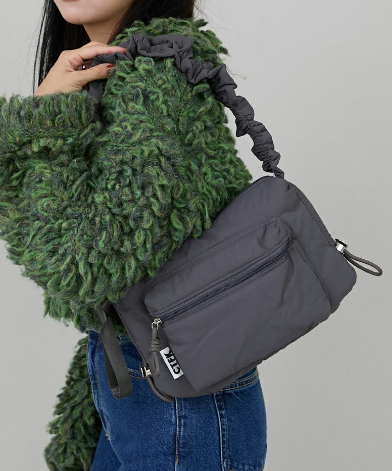 COLOR：チャコール