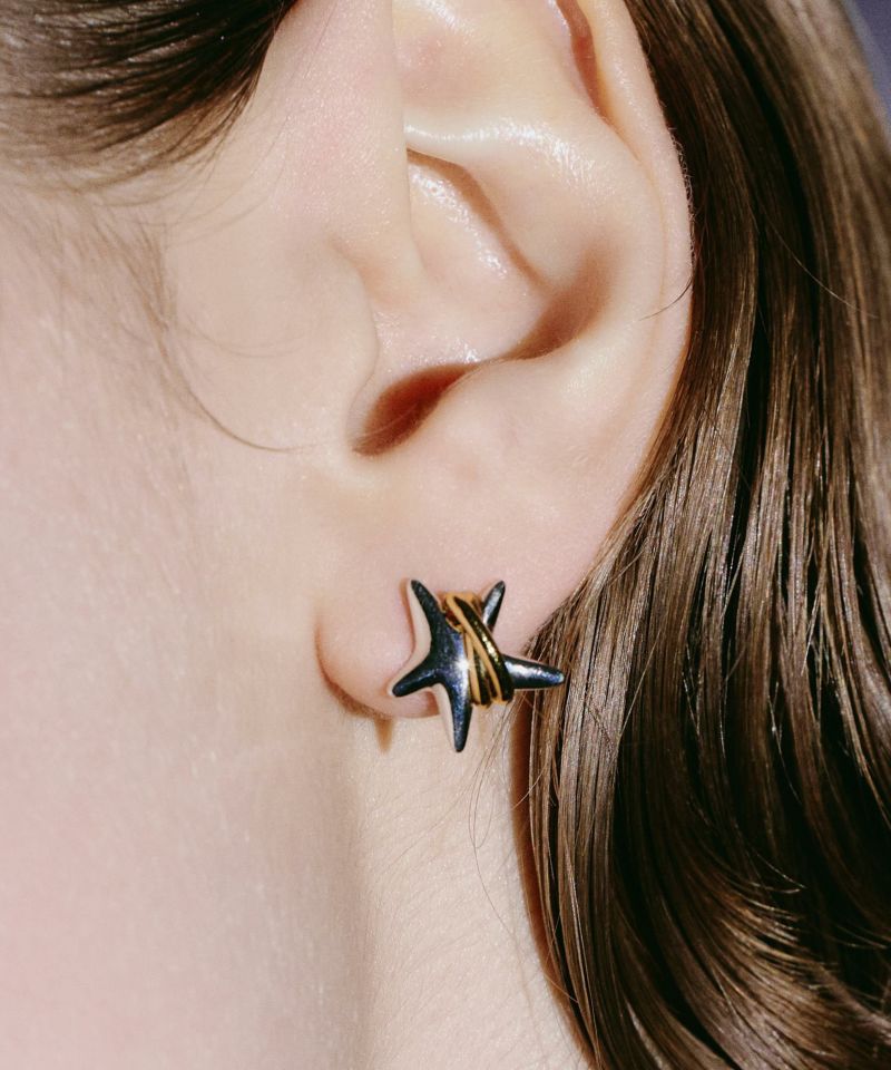 LAPUIS] Coil star pierced earrings A | CASSELINI ONLINE