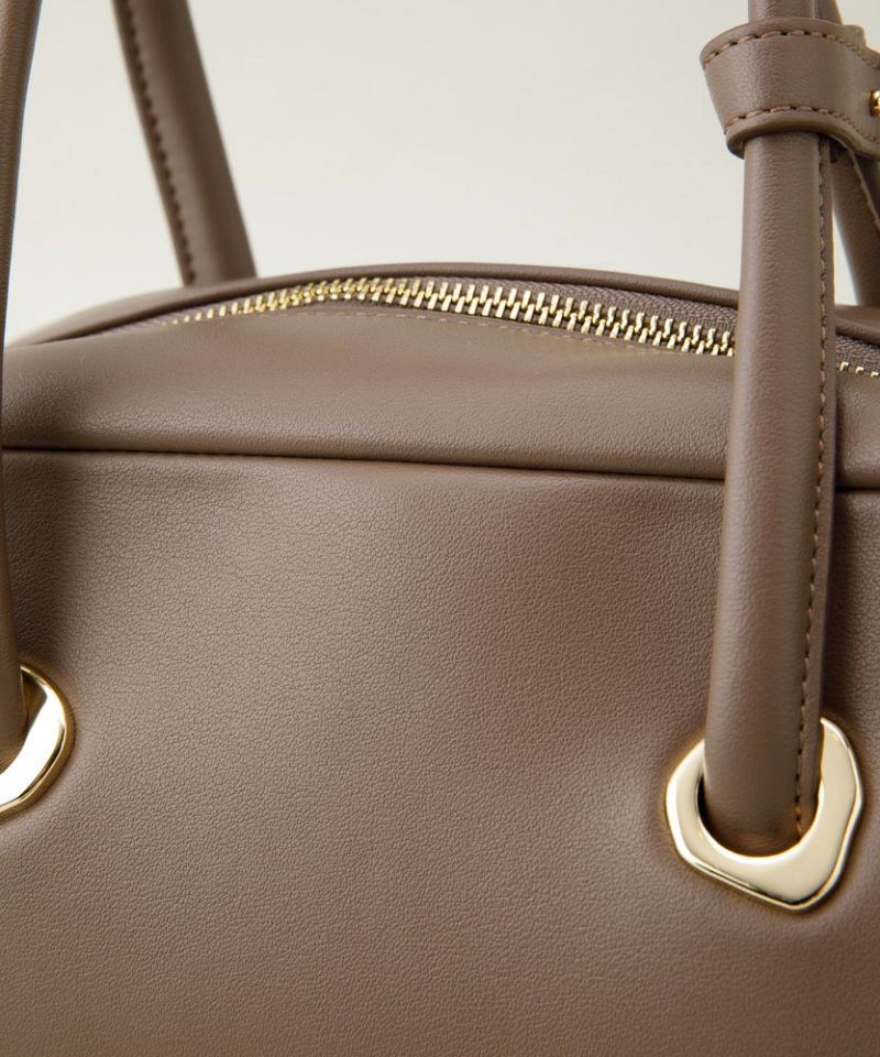 LE VERNIS] Eyelet wide boston | CASSELINI ONLINE
