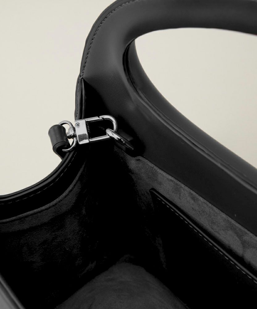 LE VERNIS] Poire ornement bag | CASSELINI ONLINE SHOP 