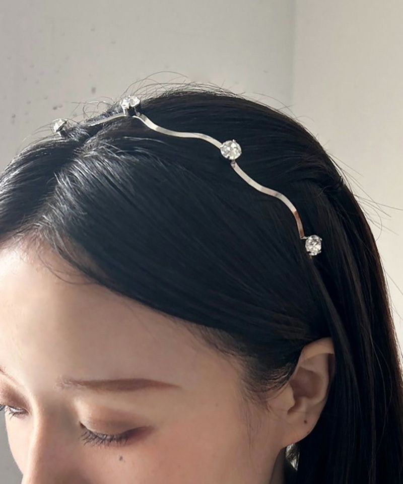 人気の贈り物が Casselini(キャセリーニ)なみなみメタルカチューシャ ヘアアクセサリー