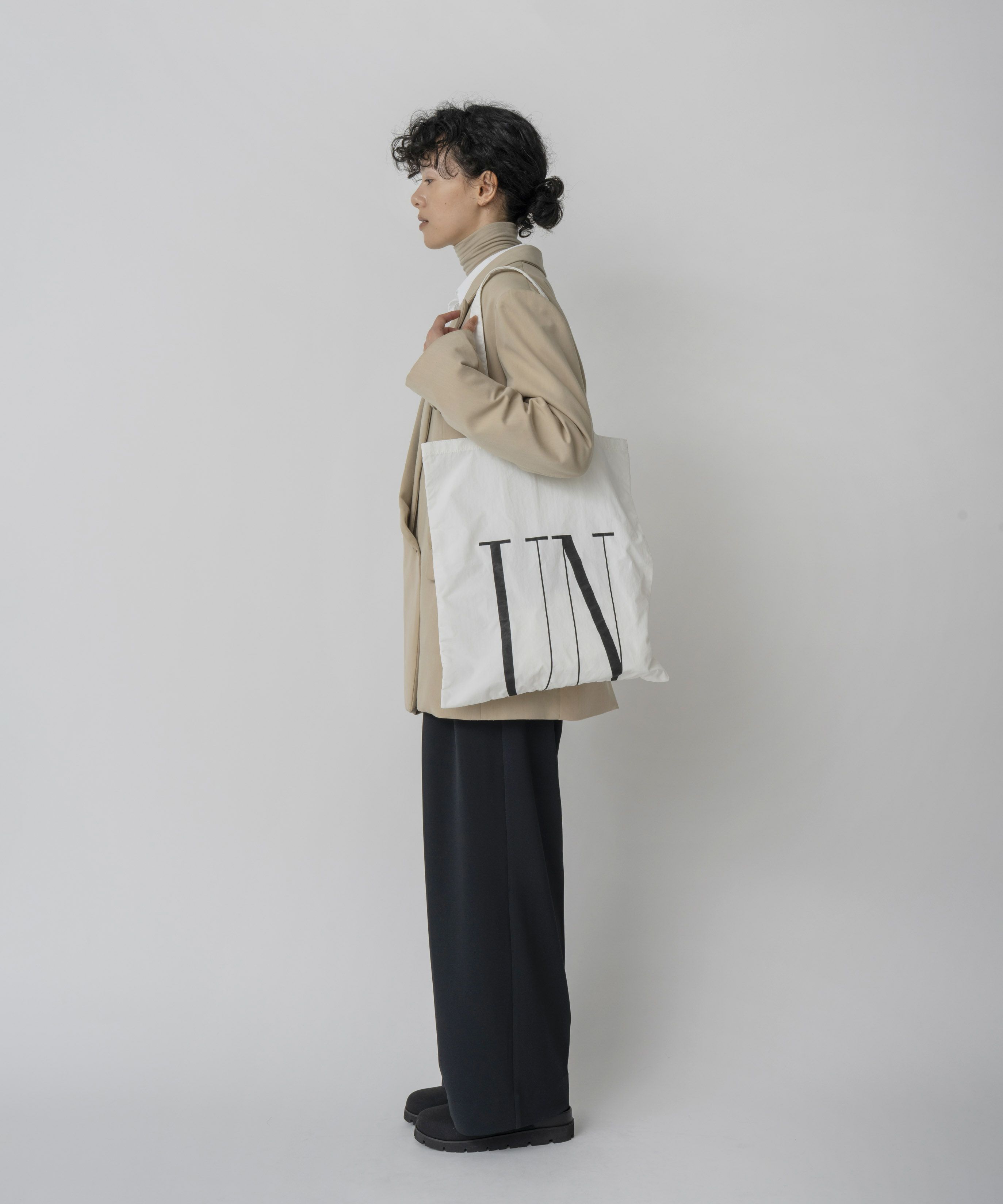 新品未使用Deuxieme ClasseAULENTTI BAMBOO TOTE 新品未使用Deuxieme ClasseAULENTTI BAMBOO TOTE