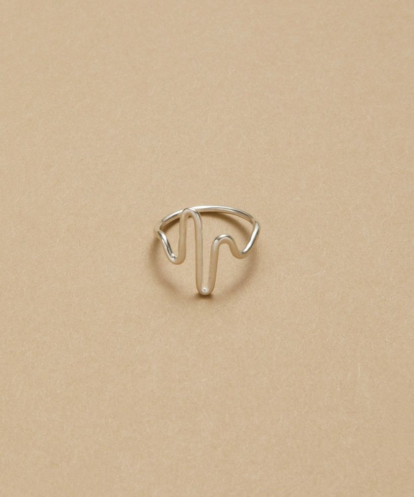 COLOR：シルバー