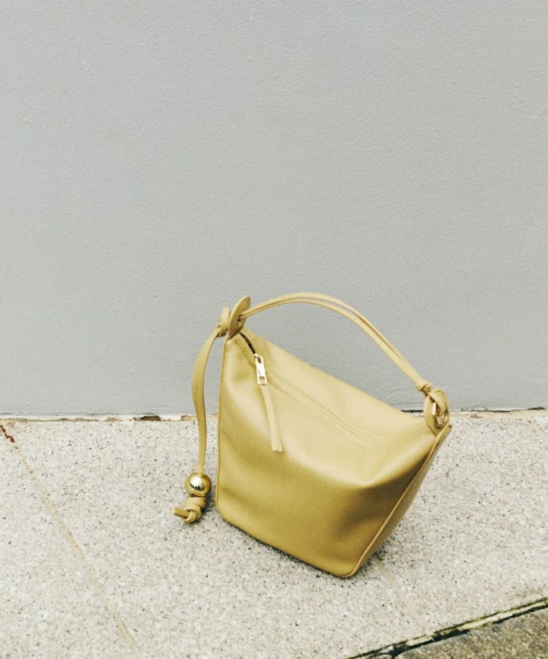 LE VERNIS] Transformer bag | CASSELINI ONLINE SHOP