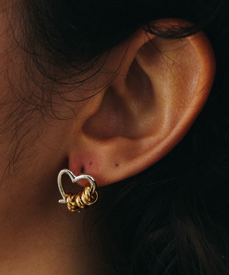 LAPUIS] Line Coil Heart pierced earrings M | CASSELINI ONLINE