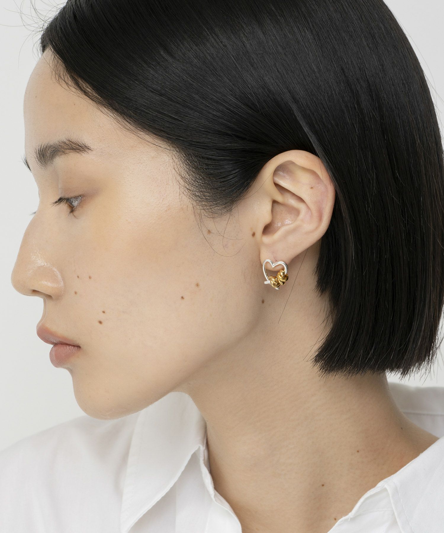 LAPUIS] Line Coil Heart pierced earrings M | CASSELINI ONLINE SHOP