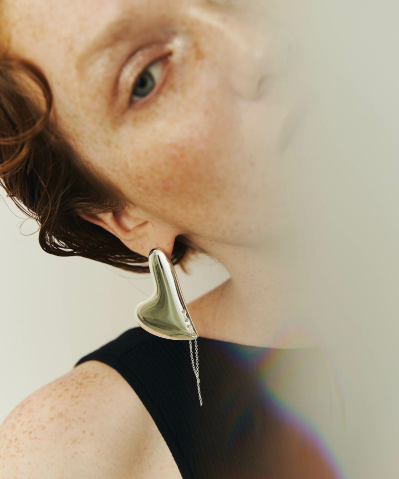 LAPUIS] Heart plate pierced earrings | CASSELINI ONLINE SHOP