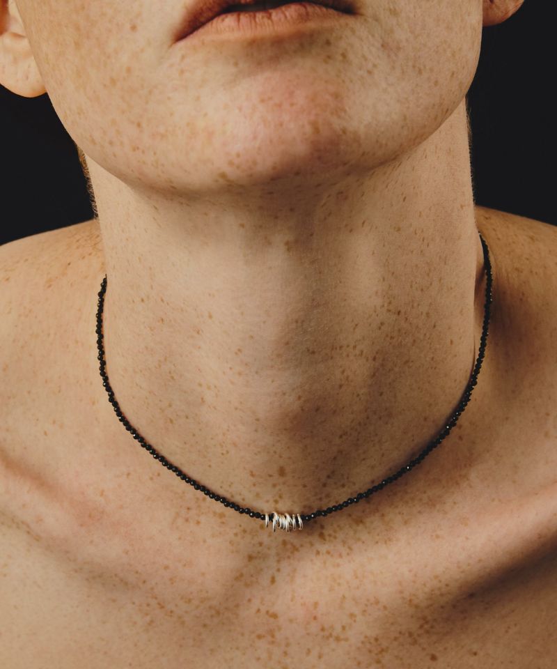 LAPUIS Oyster Gemstone Necklace ブラック セール】LAPUIS(ラピュイ)Oyster Gemstone Necklace（ネックレス
