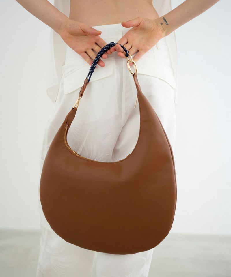 LE VERNIS Paracord moon bag 　ライトベージュ LE VERNIS】Paracord moon bag | キャセリーニ(CASSELINI) 公式