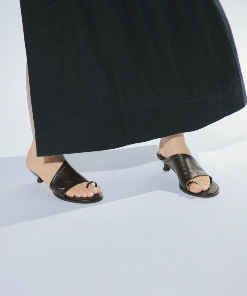LE VERNIS] Toe ring sandals | CASSELINI ONLINE SHOP