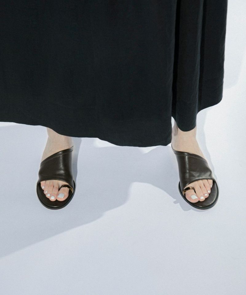 LE VERNIS] Toe ring sandals | CASSELINI ONLINE SHOP