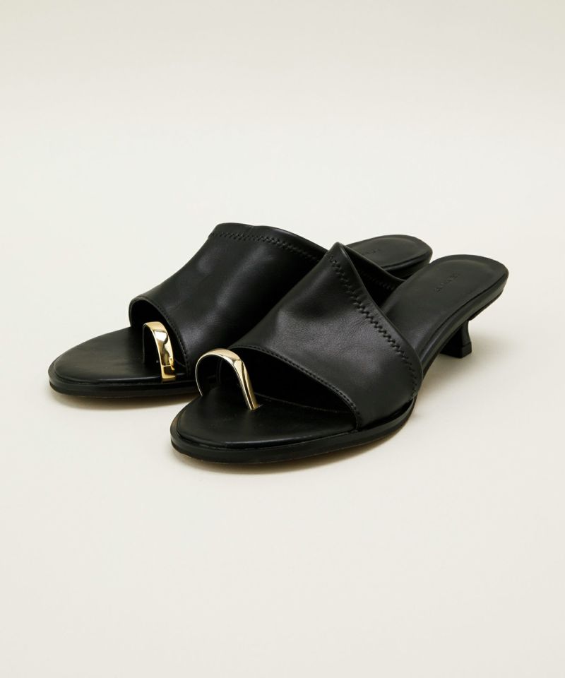 WEB限定追加予約2》LE VERNIS/ルベルニ Toe ring sandals