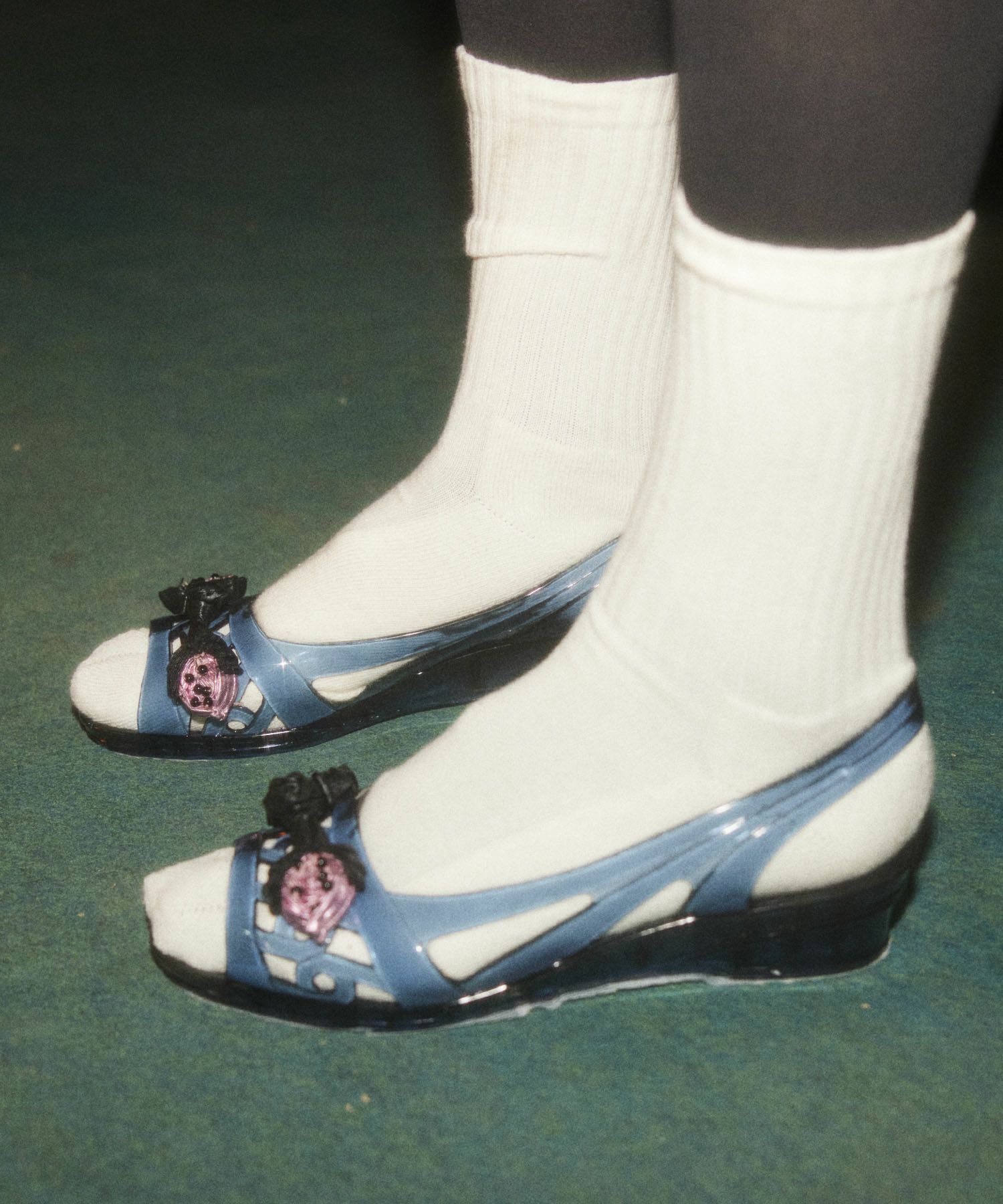 HEY! Mrs ROSE(ヘイ！ミセスローズ)クリアイチゴサンダル | CASSELINI