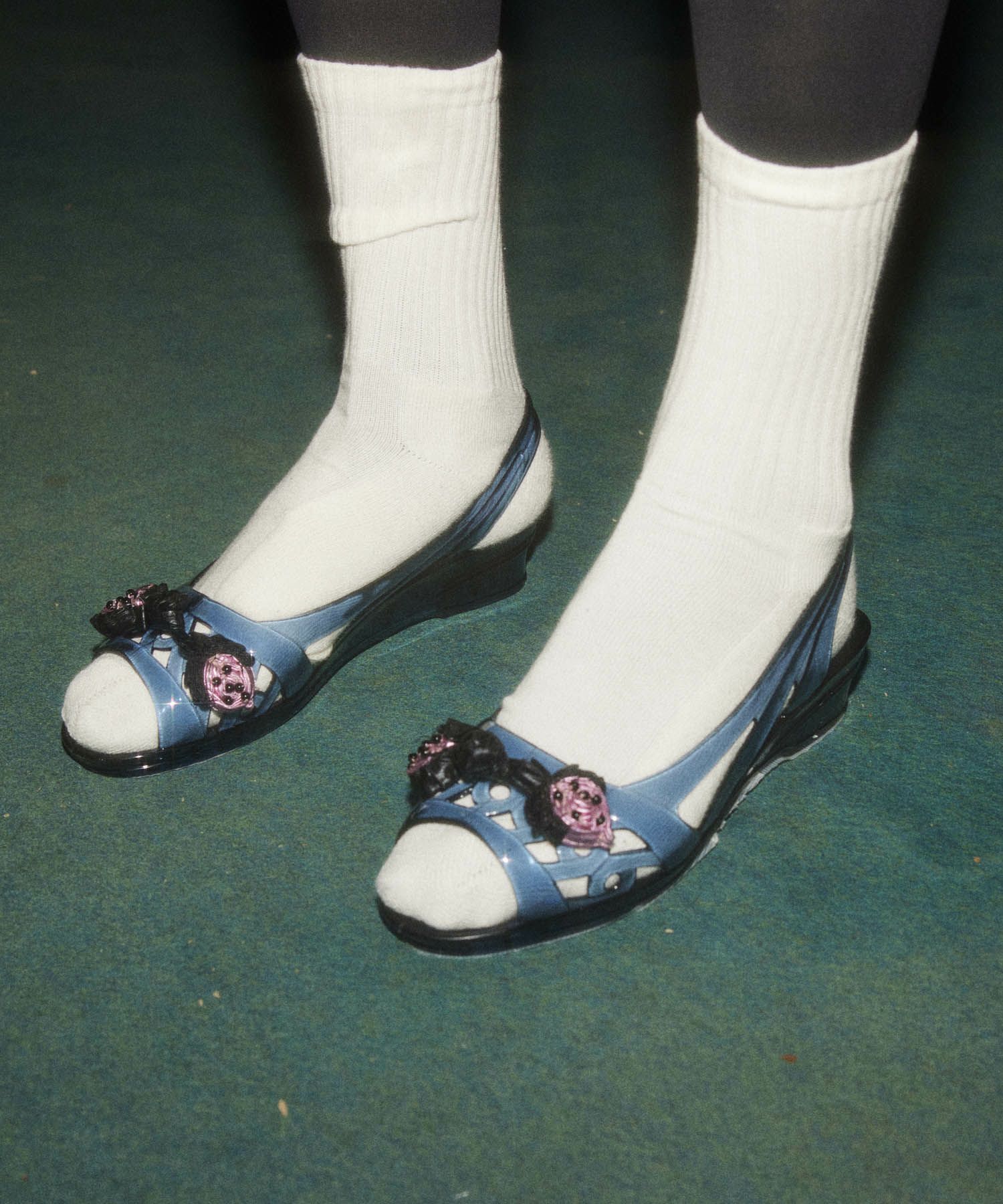 HEY! Mrs ROSE(ヘイ！ミセスローズ)クリアイチゴサンダル | CASSELINI