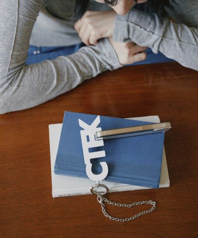 未使用品 CAREL カレル キャレル KINA ストラップ パイソン 未使用品 CAREL カレル キャレル KINA ストラップ パイソン（未