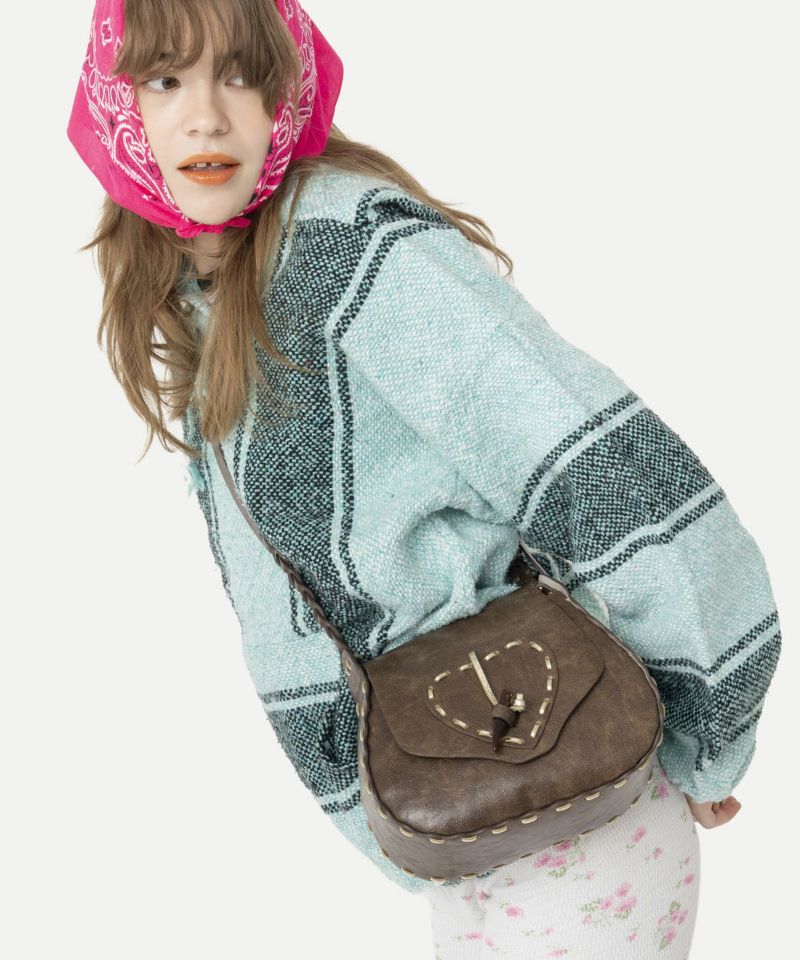 HEY! Mrs ROSE(ヘイ！ミセスローズ)ステッチハートショルダー