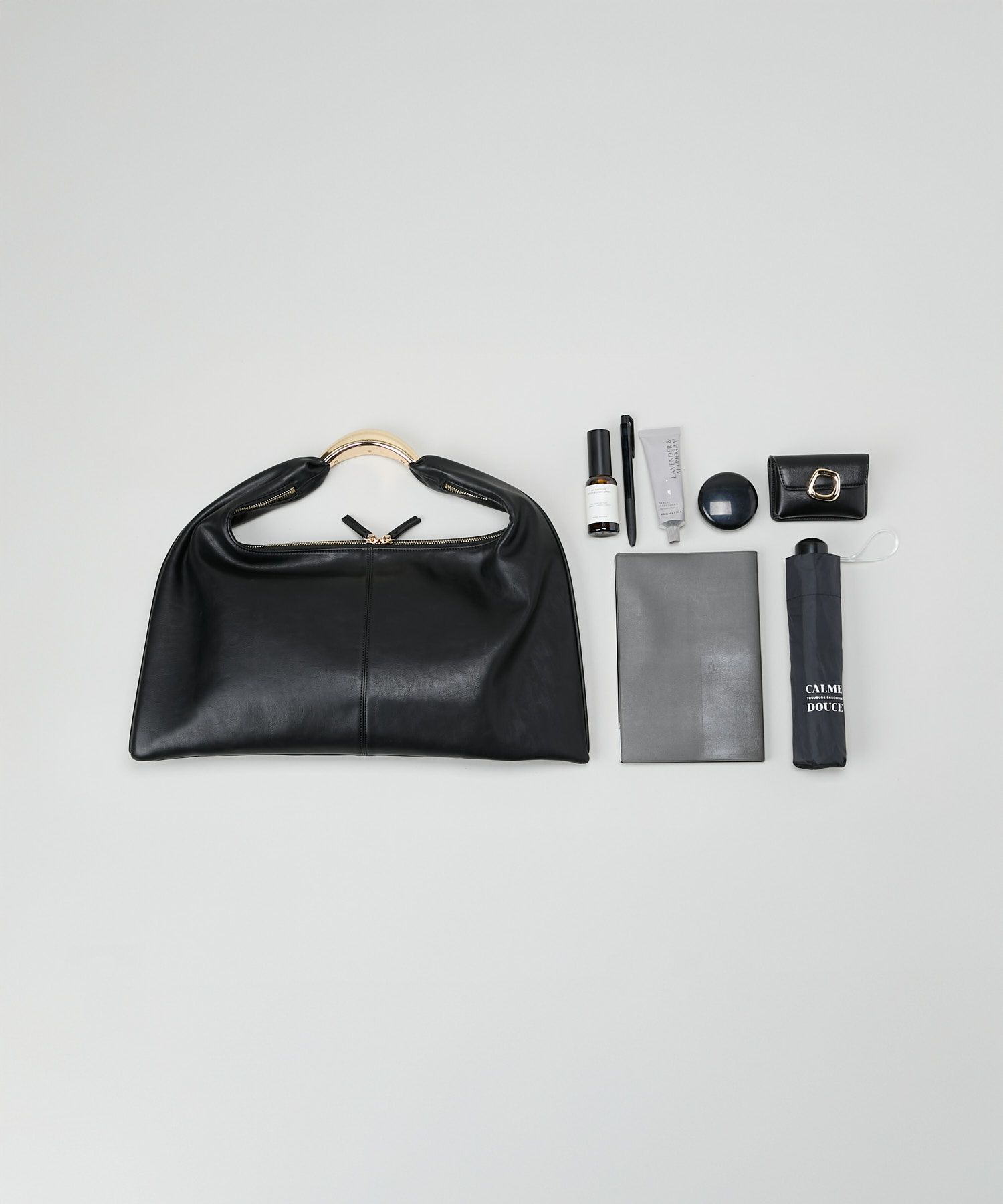 LE VERNIS] Sculpture triangle bag M | CASSELINI ONLINE SHOP
