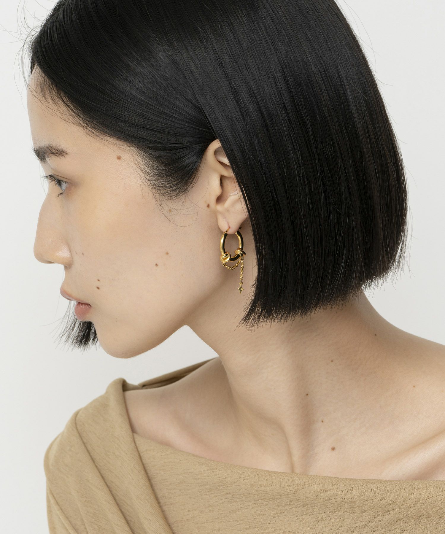 LAPUIS] Ornament pierced earrings | CASSELINI ONLINE SHOP