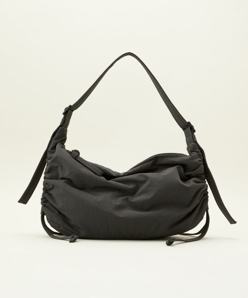 COLOR:チャコール