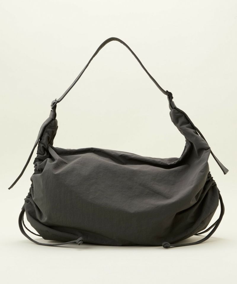 COLOR:チャコール