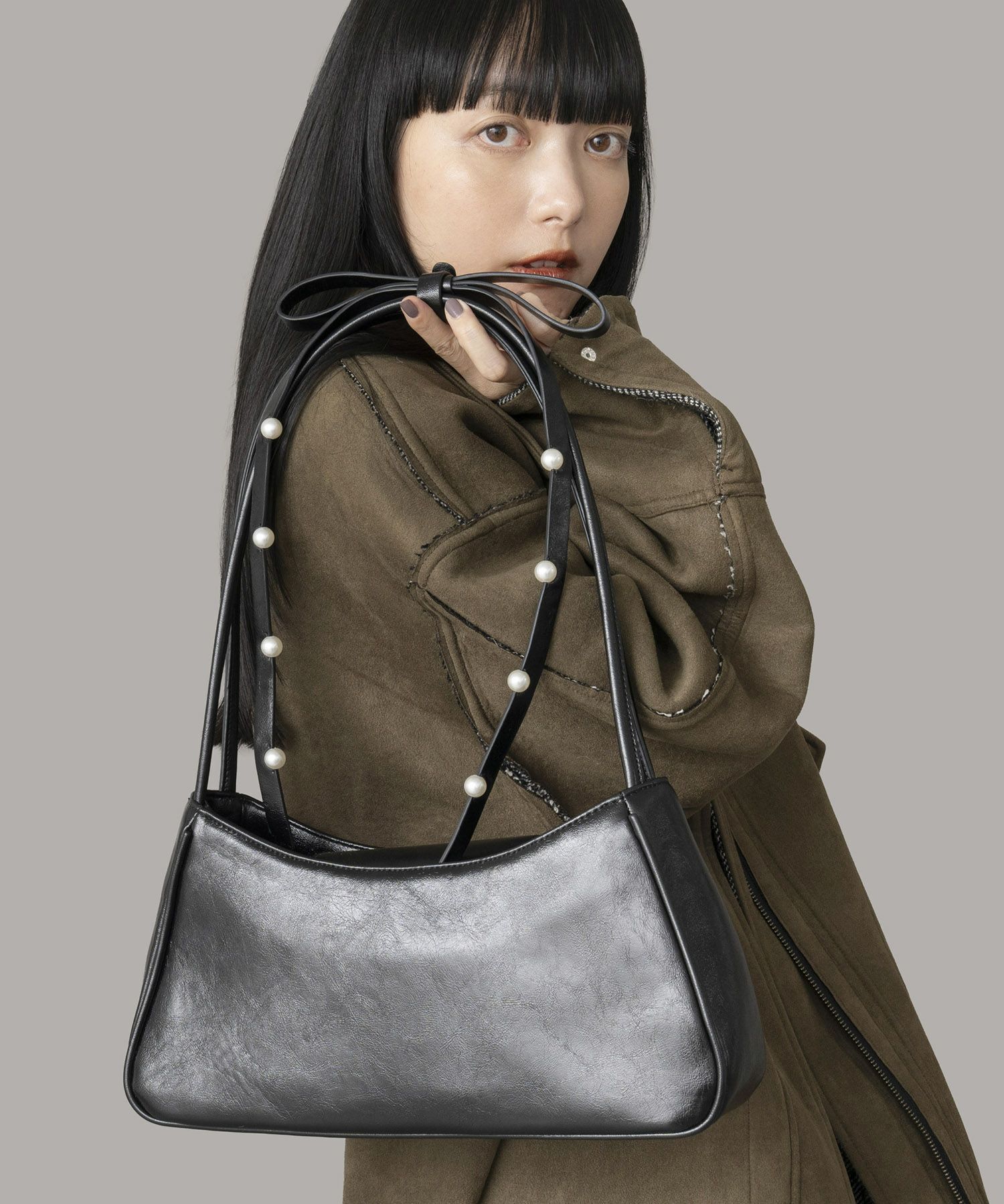 Casselini(キャセリーニ)肩リボンエナメルバッグ | CASSELINI ONLINE SHOP