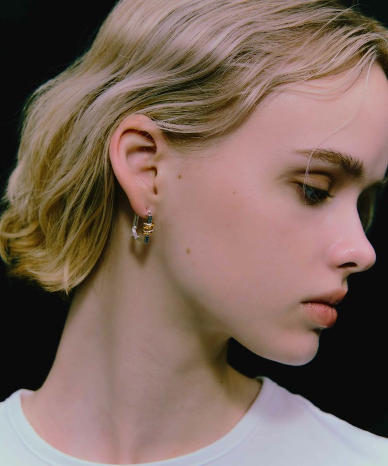 LAPUIS] Coil Frame pierced earrings＜9月上旬発送予定